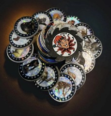 90 ’s POG Collection – Lot of 100 POGs w Four Slammers – Two Metal Two Plastic