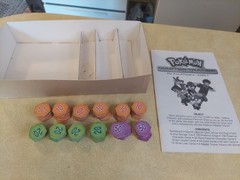 Hasbro POKEMON MASTER TRAINER BOARD GAME 120 Chips Manual Tray Parts Lot 2005