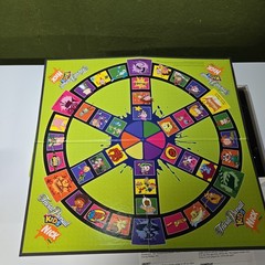 2005 Trivial Pursuit For Kids Nick Edition Parker Brothers – Nickelodeon SEALED