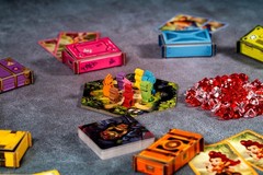 Iello | Diamant | Board Game | Ages 8+ | 3-8 Players | 30+ Minutes Playing