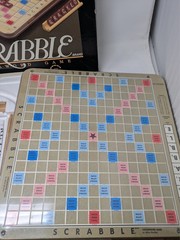 1989 Scrabble Deluxe Edition 100% COMPLETE Rotating Turntable Board Game