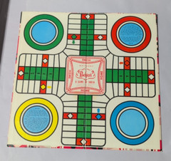 VINTAGE 1945 WHITMAN’S PACHISI A GAME OF INDIA BOARD GAME NO. 4728