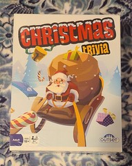 Christmas Trivia Game by Outset 2019 Family Fun for the Holidays🌲12 Years +++