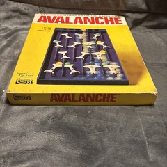 Vintage 1966 Parker Brothers Avalanche Swinging Gate Marble Game Complete! RARE