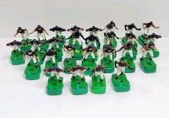 Vintage Tudor Electric Football Game Chicago Bears Figures Lot Of 27 With Bases