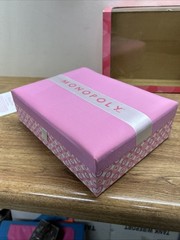 Monopoly Boutique Edition 2007 Toys R Us Exclusive Pink Keepsake Box RARE HTF