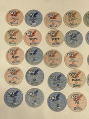 Vintage Set Of “40” LOONEY TUNES HOLOGRAPHIC TAZOS (POGS) /SABRITAS MEXICO 1994