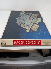 Monopoly Parker Brothers Board Game 2-10 Players Ages 8+ Vintage 1974