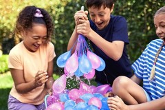 Bunch-O-Balloons Tropical Party 330+ Rapid-Filling Self-Sealing Water Balloons