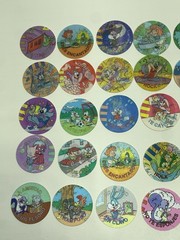 Vintage Set Of “40” LOONEY TUNES HOLOGRAPHIC TAZOS (POGS) /SABRITAS MEXICO 1994