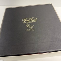 Vintage Trivial Pursuit MAGIC of DISNEY Family Edition Master Board Game 1986