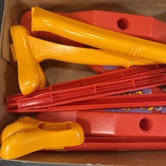 1994 Chicken Limbo Electronic Party Game Milton Bradley 100% Complete Parts