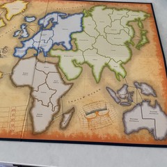 WAR GAME – RISK “The Game Of Global Domination” 2003