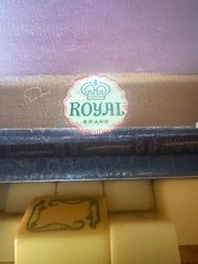 Vintage Mah Jongg Set Tiles Racks Brown Case