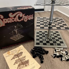 Space Chess 4th Dimension Chess Game 32 Piece Set Vintage Board Game
