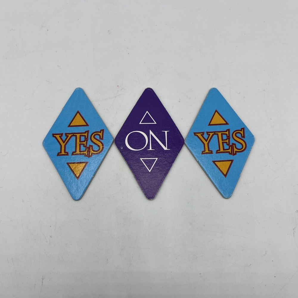 Vintage 1992 Ask Zandar Board Game 3 Replacement Yes No Tokens OEM Original