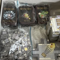 4 In 1 Munchkin Quest + Portal Kombat + Looking For Trouble & Zombies Expansions