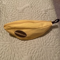 Bananagrams Family Word Game Zippered Cloth Canvas Case 144 Letter Tiles Rules