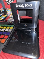 Rubik’s Race Game: Metallic Edition Complete