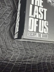 The Last of Us: Escape the Dark Collector’s Edition Horror Board Game 1P