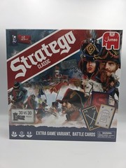 Stratego US Classic Strategy Board Game – Capture the Flag – New & Sealed