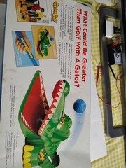 Vintage 1993 Milton Bradley Gator Golf Game Tested Works- 2 Clubs ,1 Ball