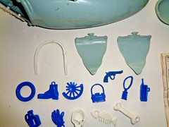 1976 Ideal Jaws Game partial group