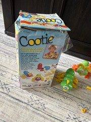 Cootie Board Game Milton Bradley Classic Preschool Collection 8 Bug Lot 2016/99