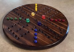 15” WALUNT STAINED WOODEN PINE AGGRAVATION MARBLE GAME BOARD 2-4 PLAYER NEW