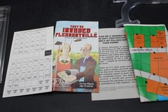 TSR They’ve Invaded Pleasantville Game of Alien Infiltration w/ map Unpunched