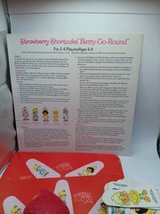 1981 Parker Brothers Strawberry Shortcake Berry-Go-Round Carousel Missing Peices
