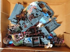1994 Pressman Weapons & Warriors Castle Combat Set Board Game Almost Complete