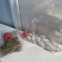 Lot of Miscellaneous Mini Games: Rubik’s cube, etch-sketch, yo-yo’s, Mini Pool