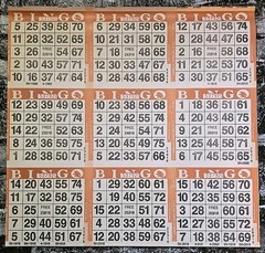 9 On 5 Up Standard Color Collation Bingo Paper Cards 50 Books American Games