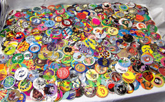 Pogs!!• 100 Pogs & 2 Plastic Slammers!• FREE SHIPPING!• See Pics & Description!•