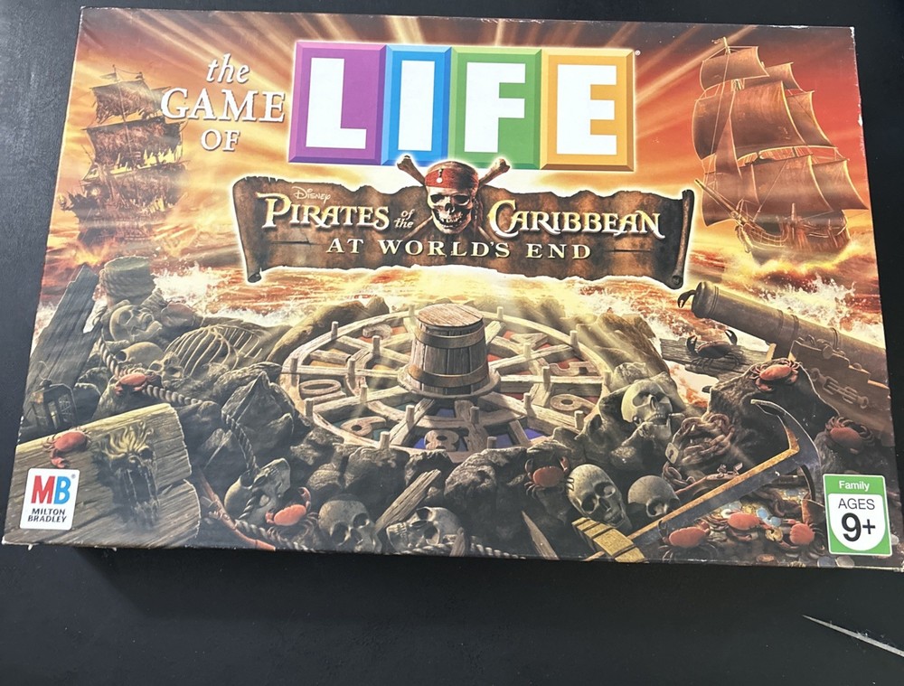 Pirates of the Caribbean The Game of Life COMPLETE 2005 Dead Man’s Chest Disney!