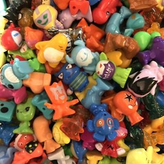 50 Random ALL MODERN SERIES Gogos Crazy Bones gogo’s A Great Mix