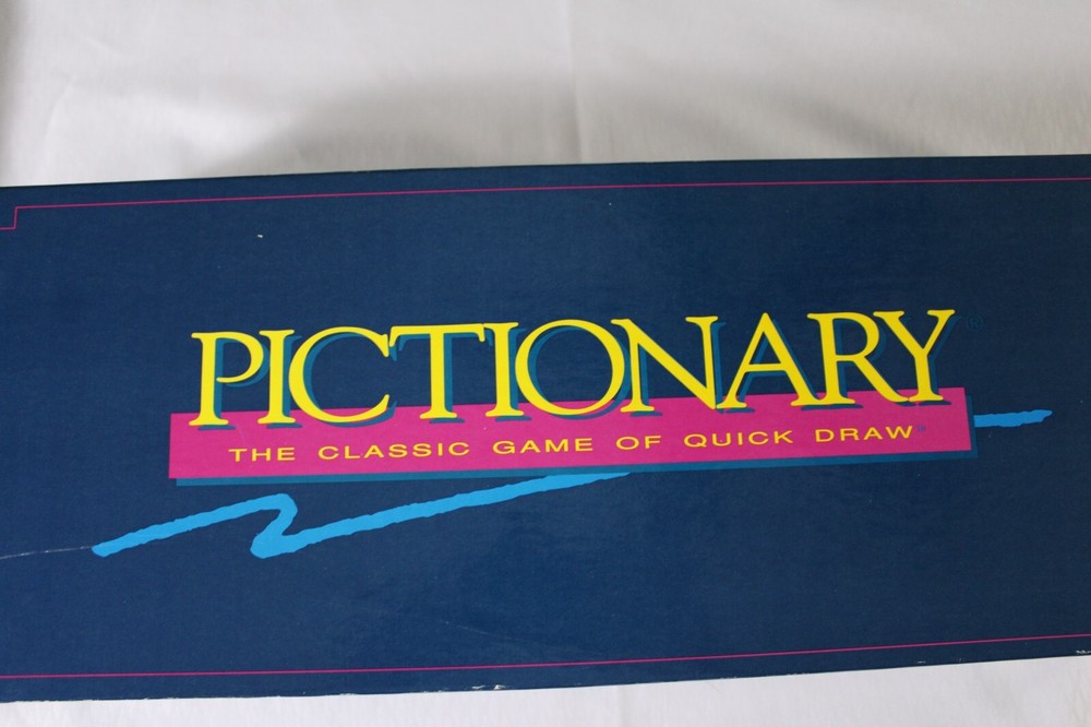 Milton Bradley Game Pictionary The Classic Game of Quick Draw VTG 1993