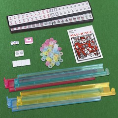 American Mahjong Set 166 Tiles 4 Color Complete Mah Jong Set Racks/Pushers w/Bag