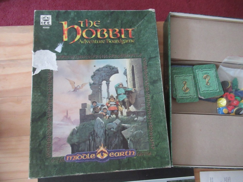 The Hobbit Adventure Board Game ICE 2222 COMPLETE in box