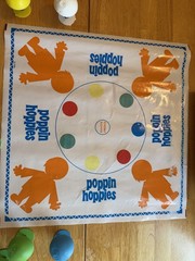 Poppin Hoopies 1968 Board Game Ideal Toys Board Pieces Box missing 1 hoppie