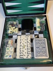 VTG 5 In 1 Compact Travel Game Set Chess~Backgammon~Checkers~Domino~Poker Dice