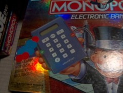 2007 Monopoly Electronic Banking game with Credit And Debit Cards TOKENS