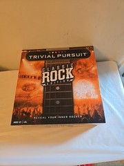 Trivial Pursuit Classic Rock Edition 2011 Hasbro Original Complete