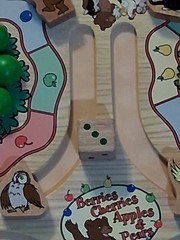 Maurice Sendak’s Little Bear Berries Cherries Apples & Pears Wood Game-Orig Box