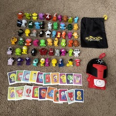 Gogos Gogo’s Crazy Bones 60 Figurines 20 Stickers Bag & Carry Case Clip Lot Set