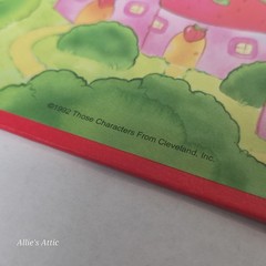 Vintage Strawberry Shortcake Strawberryland Family Board Game Toy COMPLETE 4+