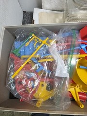 Milton Bradley 1999 Mouse Trap Building Game ( Complete)