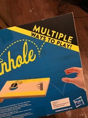 Hasbro Gaming – Coinhole – Coin Bouncing Game FACTORY SEALED