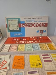 VTG 1973 Monopoly Parker Brothers Edition (missing pieces) READ DESCRIPTION